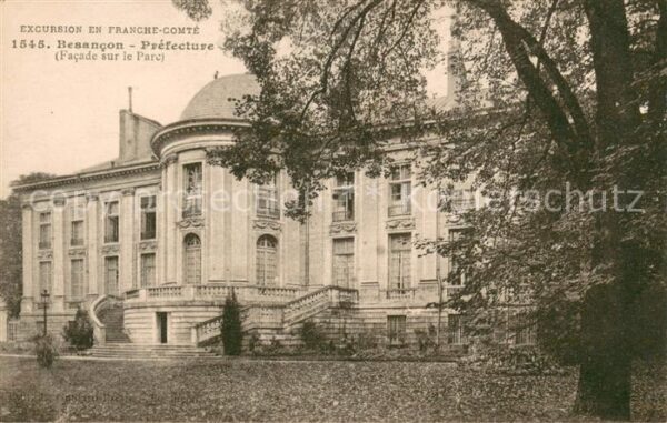 Besancon Doubs La Prefecture facade sur le parc