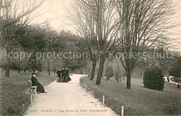 Paris Une Allee du Parc Montsouris