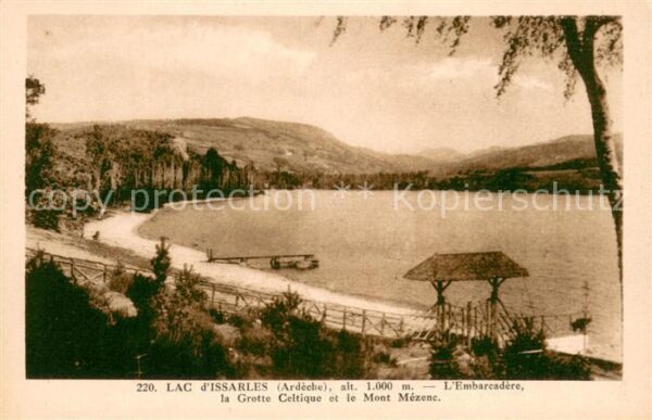 Lac-d Issarles Le L'Embarcadère Grotte Celtique et Mont M