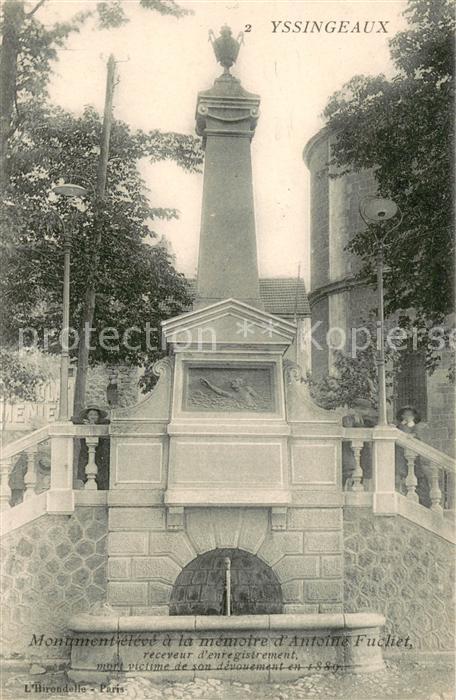 Yssingeaux Monument a la mémoire d_Antoine Fuchet