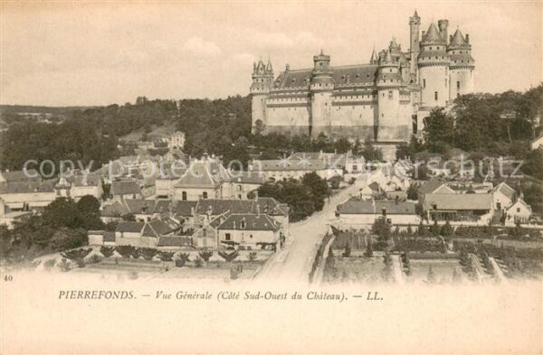 Pierrefonds Oise Vue Generale et le Chateau