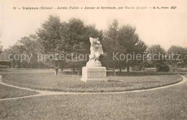 Valence 26 Jardin Public Amour et Servitude Statue