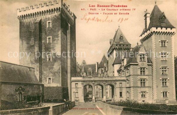 Pau 64 Le Chateau d’Henri IV Donjon Facade et