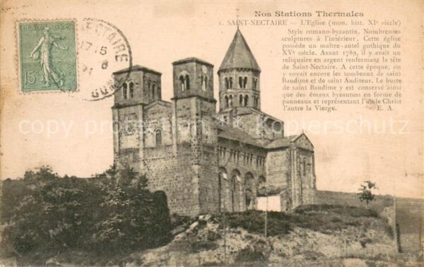 Saint-Nectaire Puy de Dome Eglise