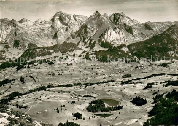 Schwendi Wildhaus Blick vom Käserrugg Schwendiseen Säntis