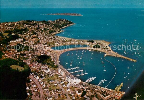 Perros-Guirec Vue generale aerienne sur le port