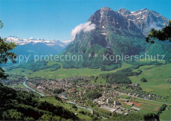 Glarus GL mit Glärnisch und Glarner Freiberge