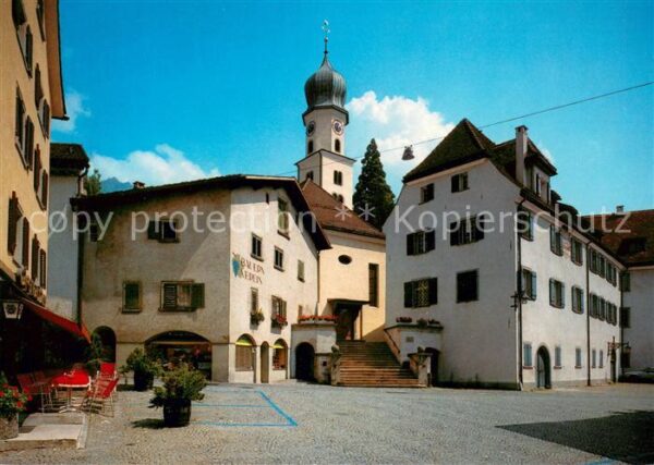 Maienfelder Furgga Stadtliplatz mit Kirche