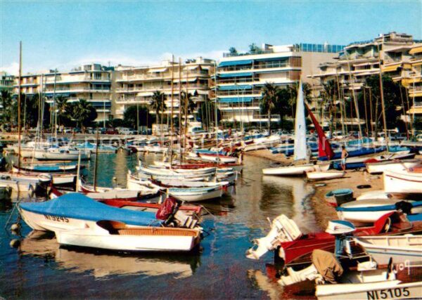 Cannes Alpes-Maritimes Port de la Croisette Collection Couleur
