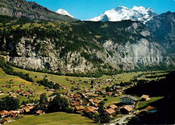 Lauterbrunnen BE Panorama Blick zu Mönch und Jungfrau Be