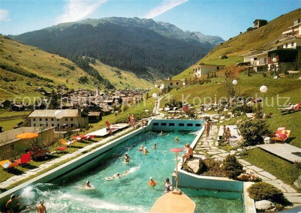 Bad Vals GR Thermal Schwimmbad Wellenbad Alpen