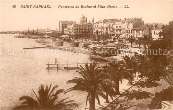Saint-Raphael Var Boulevard Felix Martin
