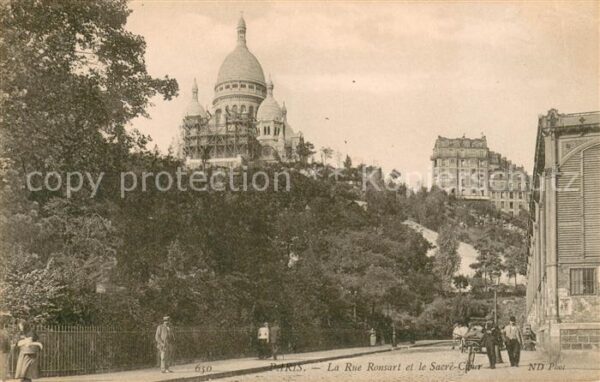 Paris Rue Ronsart et Sacre Cour
