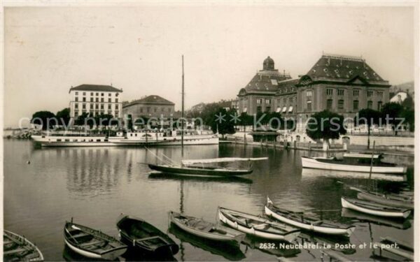 Neuchatel NE Le Poste et le port