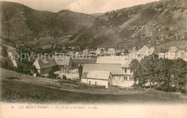 Le Mont-Dore Puy de Dome Les écoles et la gare