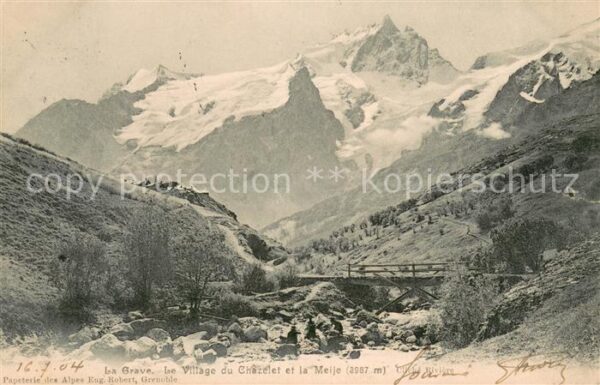 Le Chazelet Panorama Village et la Meije Alpes Fran