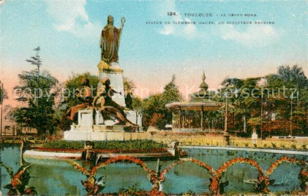 Toulouse Haute-Garonne Grand Rond Statue de Clémence Isaure