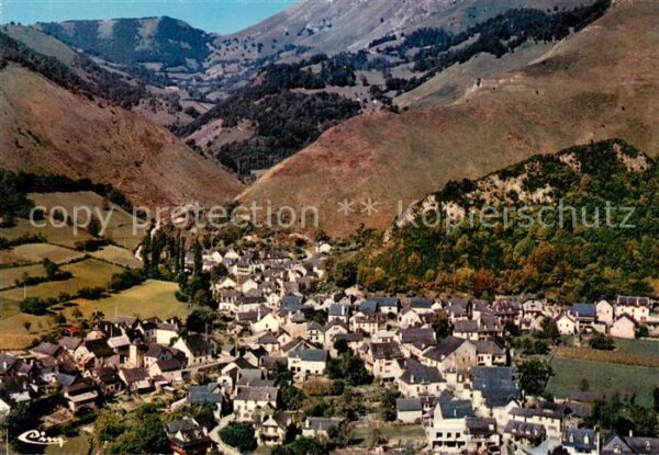 Osse-en-Aspe Vue generale aerienne
