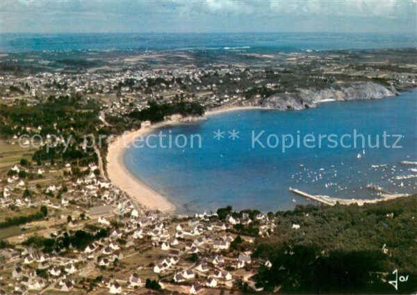Morgat Vue aérienne sur la grande plage et pla