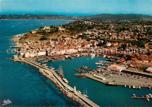 Saint Tropez Var Vue generale aerienne sur le port La Ci