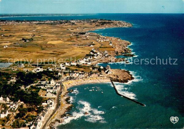 Batz-sur-Mer Vue d_ensemble et la plage vue aérienne