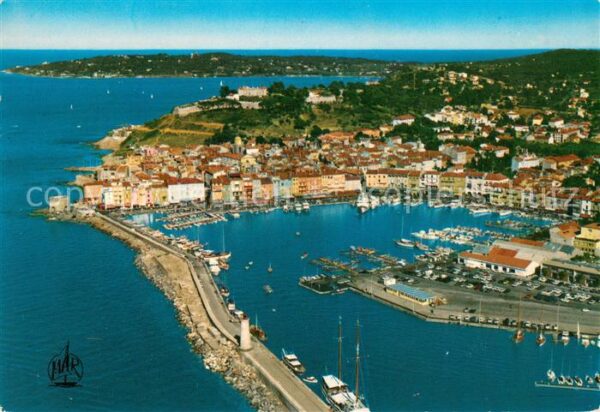 Saint Tropez Var Vue aérienne sur le port et la citadell