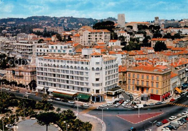 Cannes Alpes-Maritimes Vue aerienne Hotel Mediterranee et le S