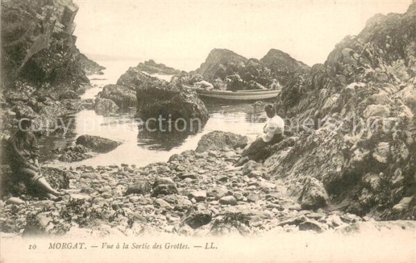 Morgat Vue a la Sortie des Grottes