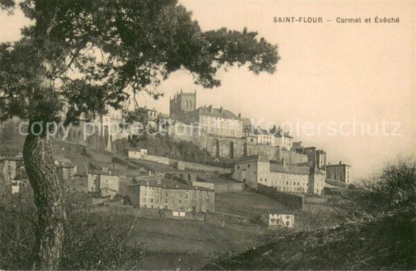 Saint-Flour Cantal Carmel et Eveche