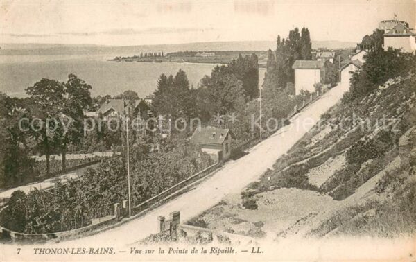 Thonon-les-Bains Vue sur la Pointe de la Ripaille