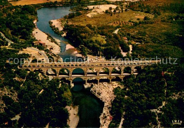 Pont-du-Gard Vue aerienne Aqueduc romain