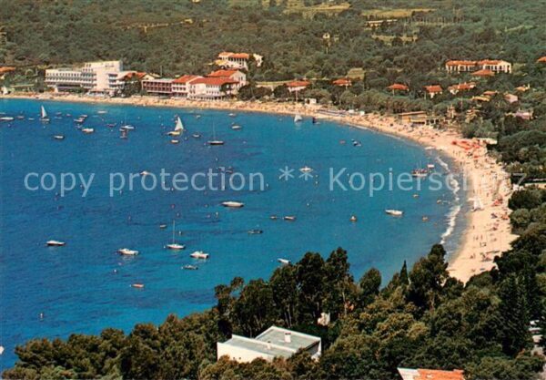 Cavaliere Cap Negre Côte d_Azur la plage vue aéri