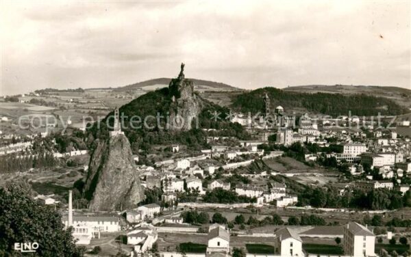 Le Puy-en-Velay Vue panoramique aerienne et les Deux Ro