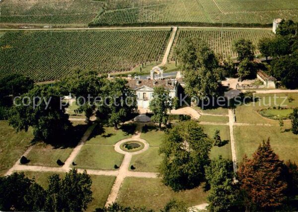 Fronsac Chateau La Dauphine View aerienne