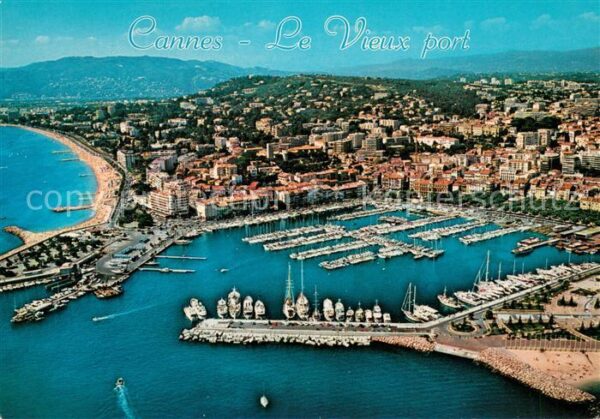 Cannes Alpes-Maritimes Vue aerienne du vieux port