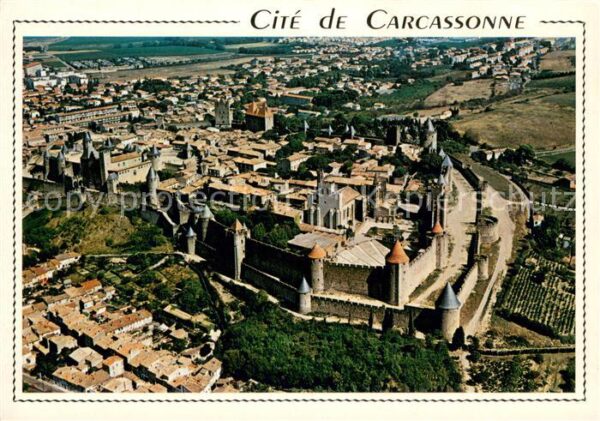 Carcassonne Vue aérienne de la cité