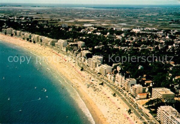 La Baule sur Mer Les residences devant la plage Vue aeri