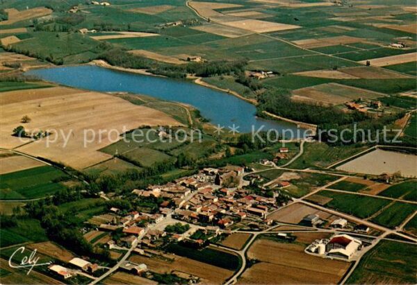 Saint-Sardos Tarn-et-Garonne Vue aérienne du village et Lac de Combe