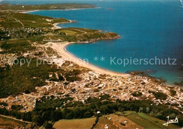 Vieux-Bourg Camping et la plage Côte de Penthievre
