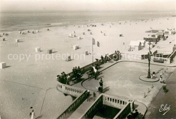 Soulac-sur-Mer Le ponton et la magnifique plage