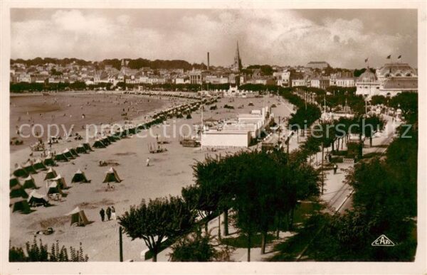 Royan 17 Vue generale sur la ville et la Cenoche