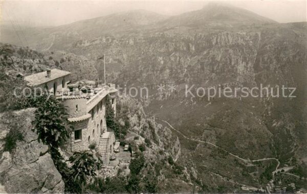Gourdon Alpes-Maritimes Le Nid d_Aigle