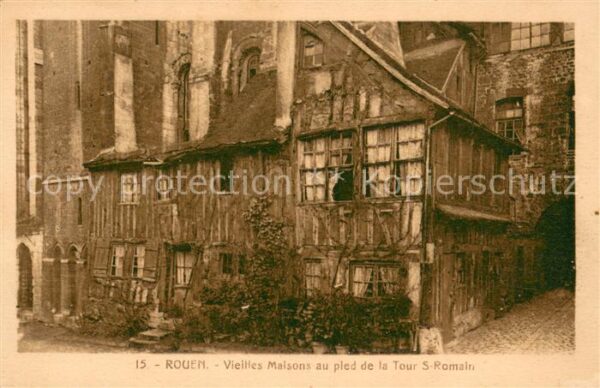 Rouen Vieilles Maisons au pied de la Tour S R
