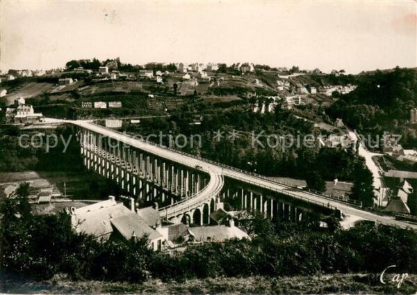 Saint-Brieuc Cotes-d Armor Le viaduc de Souzain et la vallee du Go