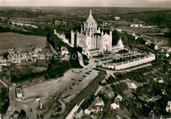 Lisieux La Basilique Vue aerienne