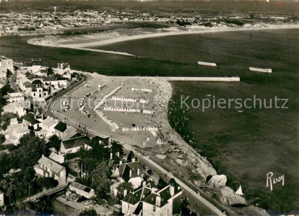 Croix de Vie Vendee Vie aerienne sur la Plage et sur Saint