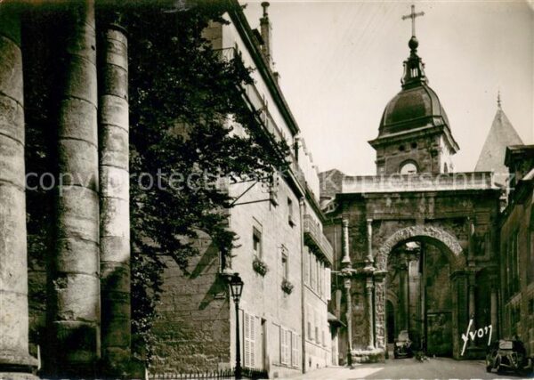 Besancon Doubs Vestiges du Theatre romain porte noire
