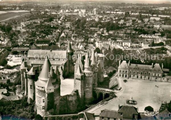 Vitre d Ille-et-Vilaine Vue aerienne du Chateau
