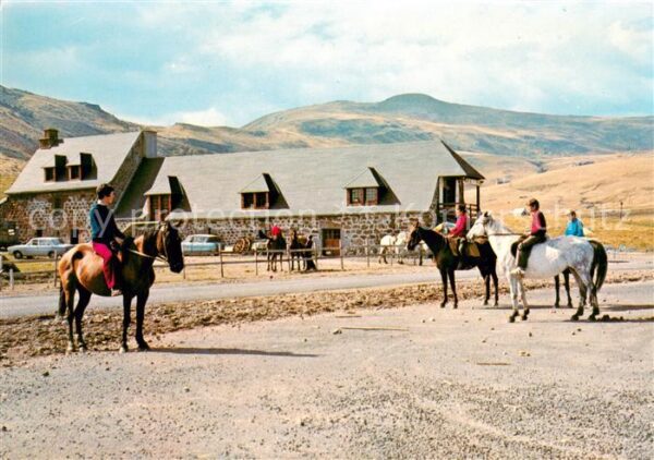 Paulhac Cantal Auvergne Promenades a cheval Bar Restaurant Le B