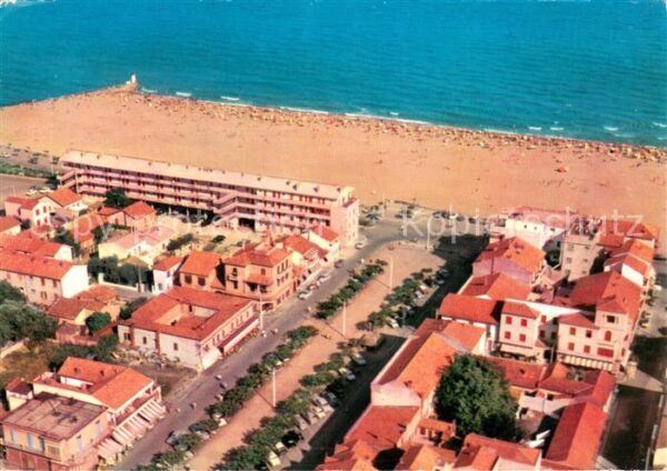 Valras-Plage Vue aerienne sur la Plage le Phare et l